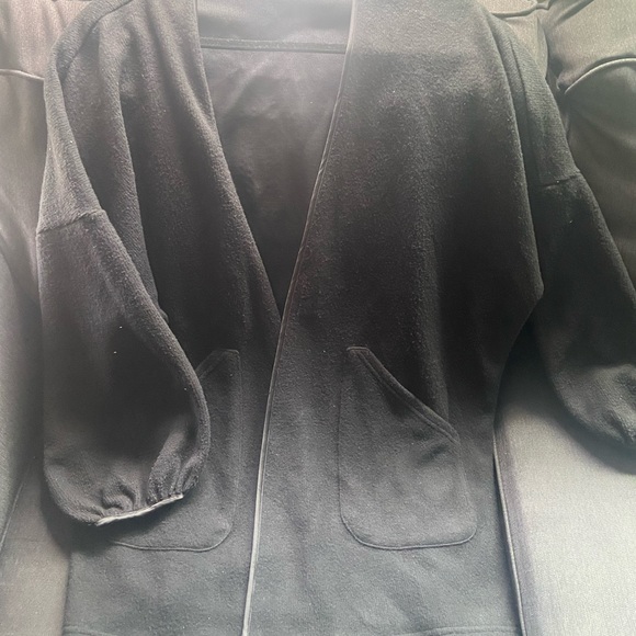 Vada Winter hamsa hand sweater jacket - Picture 2 of 4